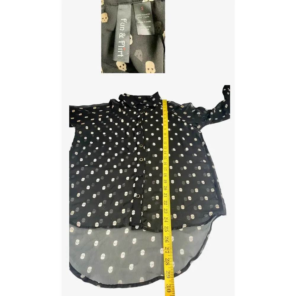 Bundle of 4‎ tops -Women’s Size Small Work Wear Casual Tops Skull Floral Print - Picture 5 of 14